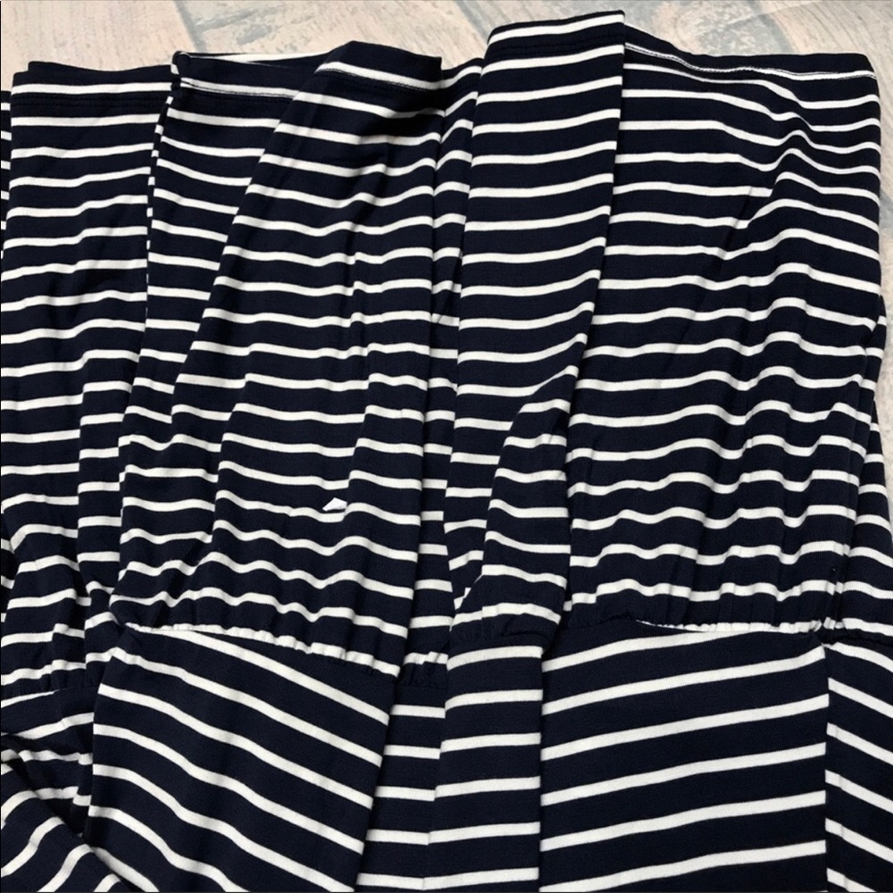 🆕Old Navy High-Neck Ruffle-Hem Maxi Dress - Picture 5 of 6